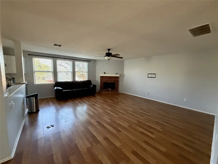 3860 Thoroughbred Trail, Fort Worth, TX 76123 - Image #2