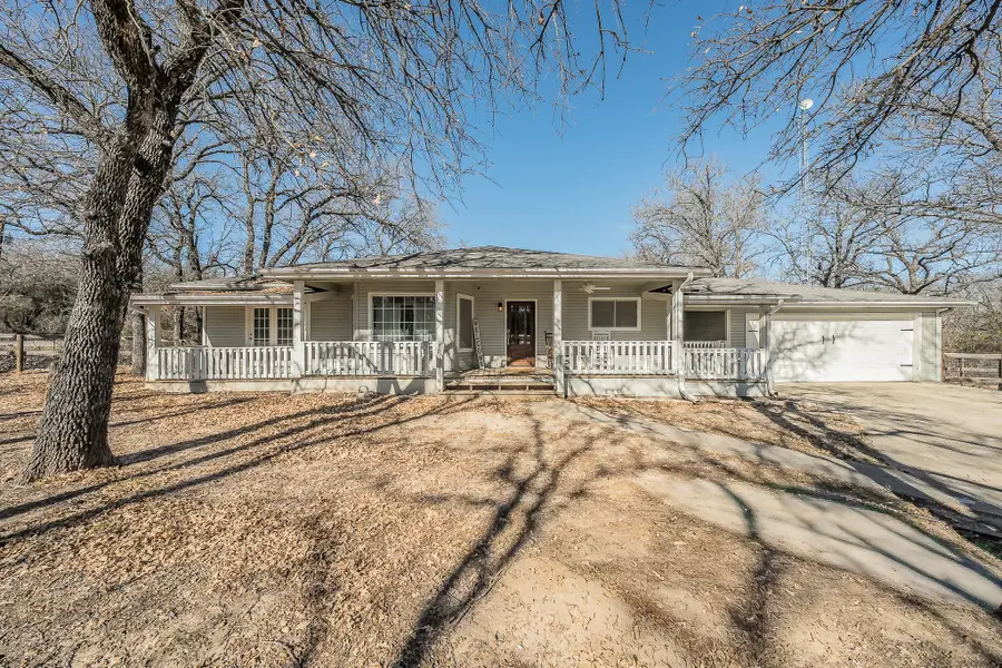 3707 Knob Hill Road, Azle, TX 76020 - Image #2