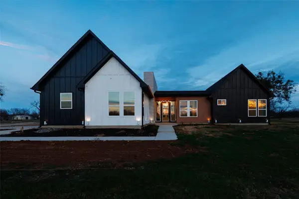 7316 N Sundance Dr, Joshua, TX 76058