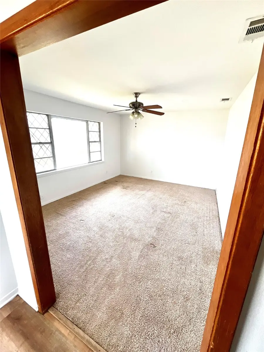 915 N Spring Street, Grand Saline, TX 75140 - Image #3