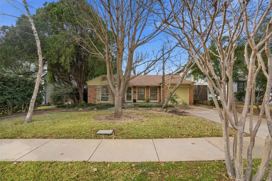 9841 Lakemont Drive, Dallas, TX 75220 - Image #2