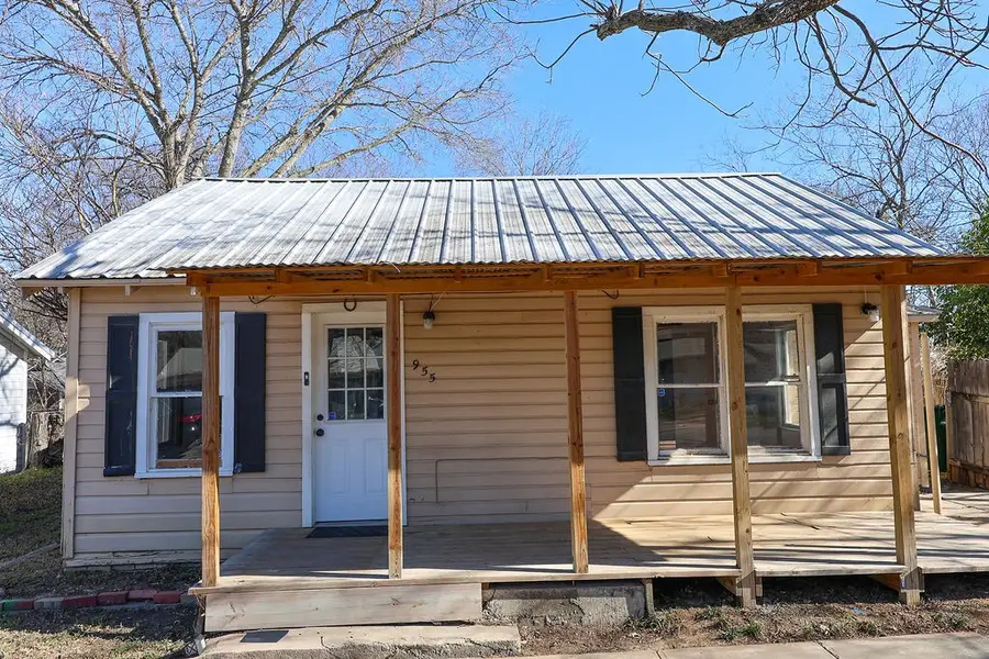955 N Stephen Avenue, Stephenville, TX 76401 - Image #3