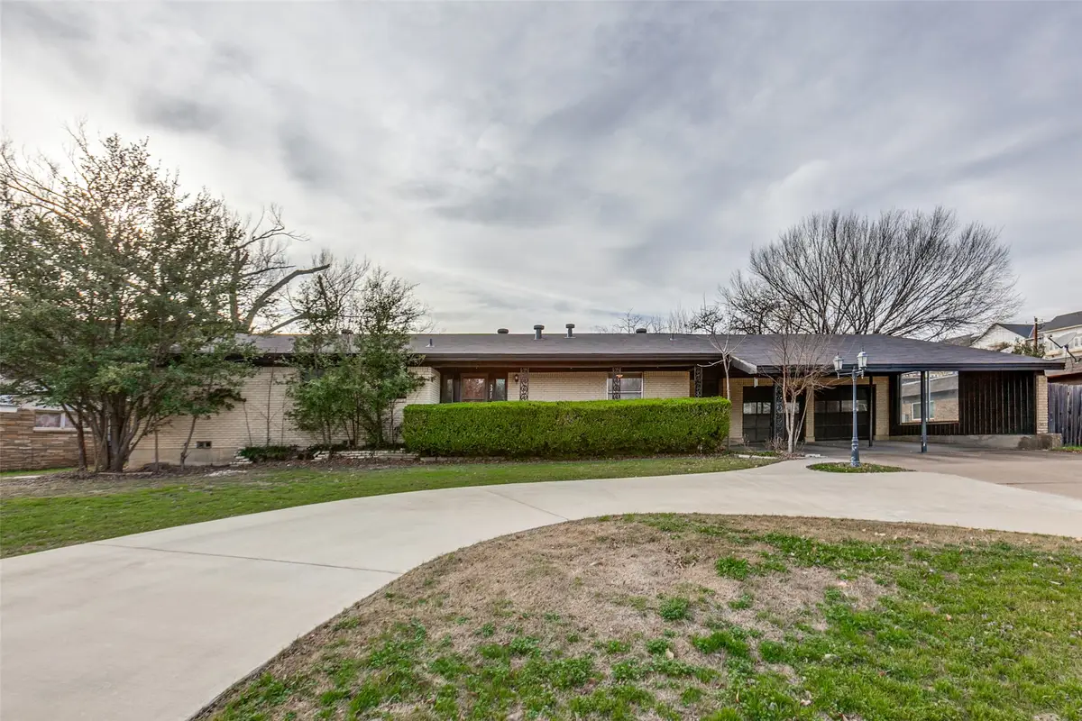 3217 Dreeben Drive, Richland Hills, TX 76118 - Image #1