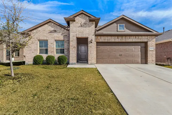8628 Angel Gardens Drive, Fort Worth, TX 76179