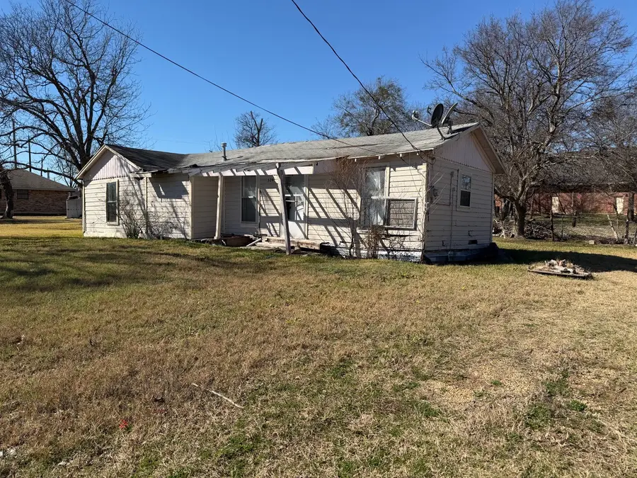 529 Poplar Street, Italy, TX 76651 - #3