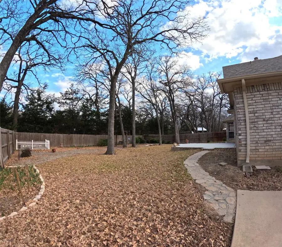 1205 Timber Creek Drive, Weatherford, TX 76086 - Image #3