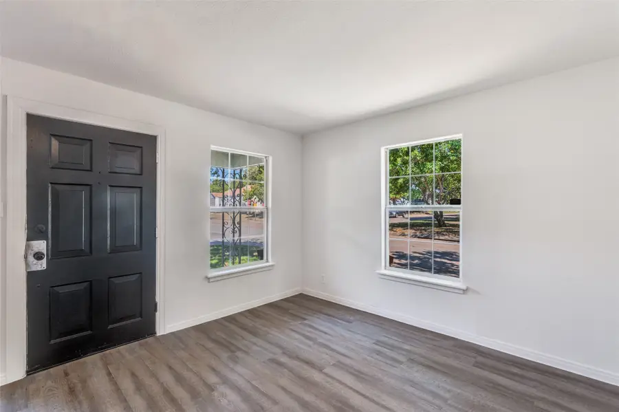 4101 Valentine Street, Fort Worth, TX 76107 - Image #3