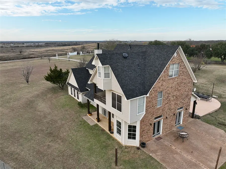 7434 Indian Wells Road, Sanger, TX 76266 - Image #2