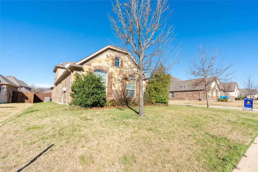 9101 Waters Lane, Rowlett, TX 75089 - Image #3