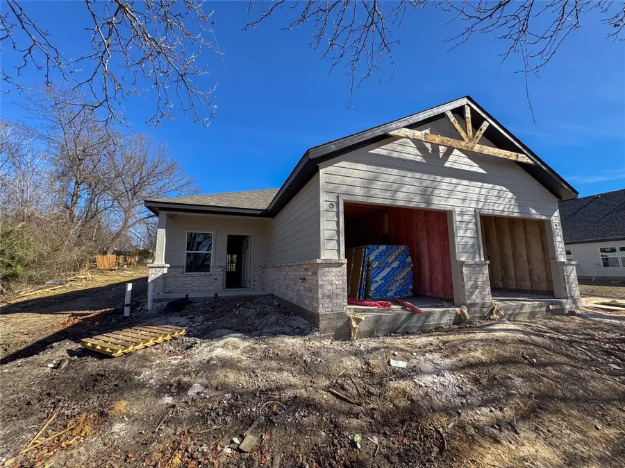 1219/ 1223 S Austin Street, Sherman, TX 75090 - Image #3