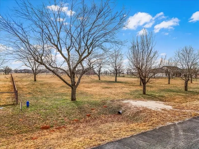 11015 Orchards Boulevard, Cleburne, TX 76033 - Image #2