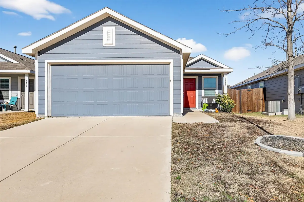 7513 Gray Wolf Lane, McKinney, TX 75071 - Image #1