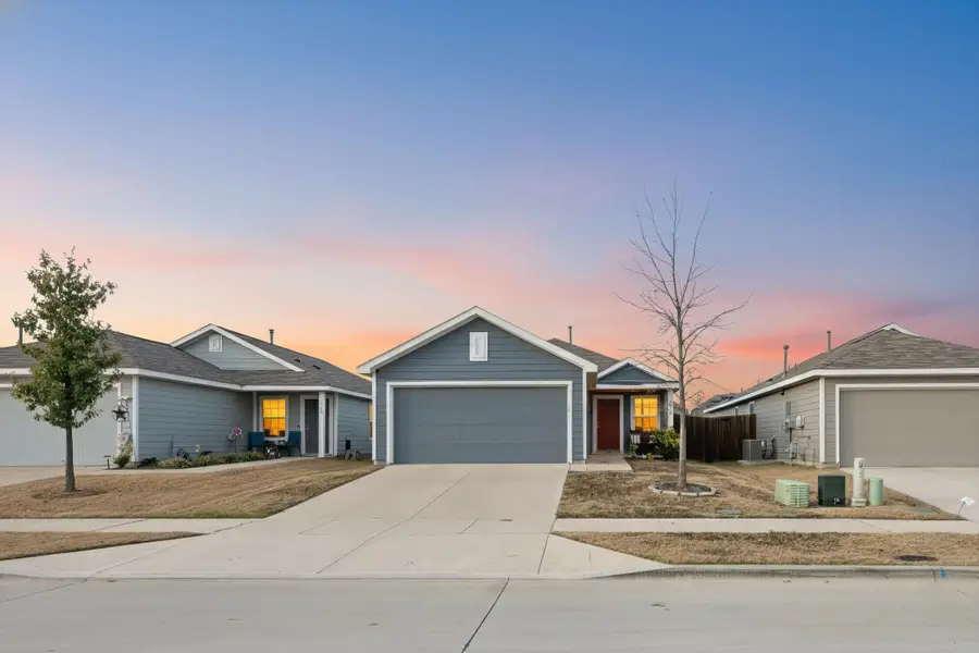 7513 Gray Wolf Lane, McKinney, TX 75071 - Image #2