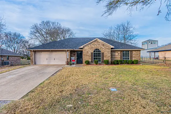 690 W Ohio Street, Van, TX 75790