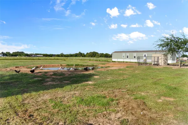 11757 Cr 2429, Kemp, TX 75143