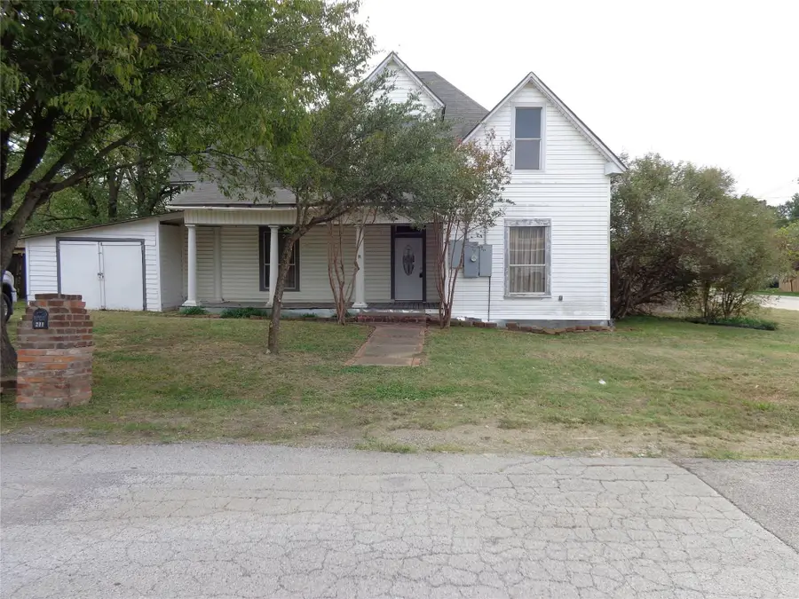 211 W Purdom Avenue, Alvarado, TX 76009 - Image #2