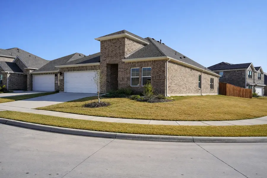 655 Scarlett Street, Forney, TX 75126 - Image #2