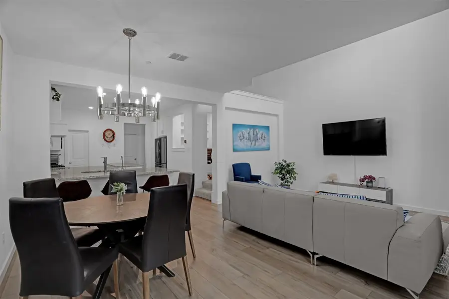 2720 Parkview Place, Lewisville, TX 75067 - Image #3