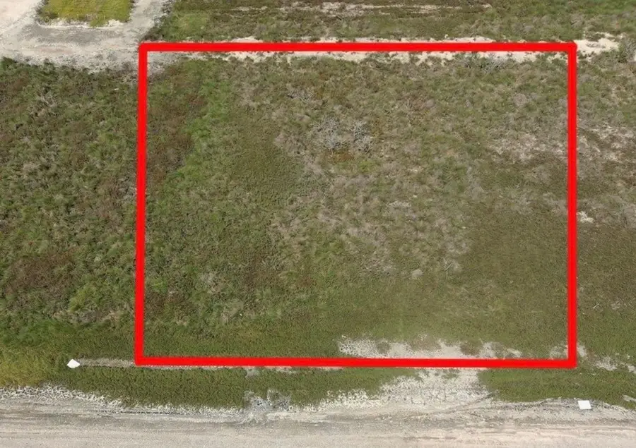 619 W Castle Oak Lane, Rockport, TX 78382 - Image #2