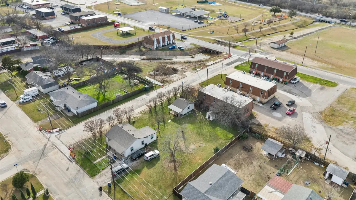 401 N Hansbarger Street, Everman, TX 76140 - Image #1