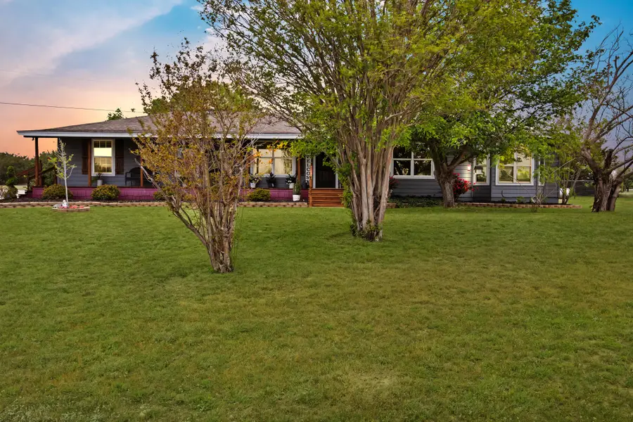 184 Wildflower Trail, Weatherford, TX 76087 - Image #2