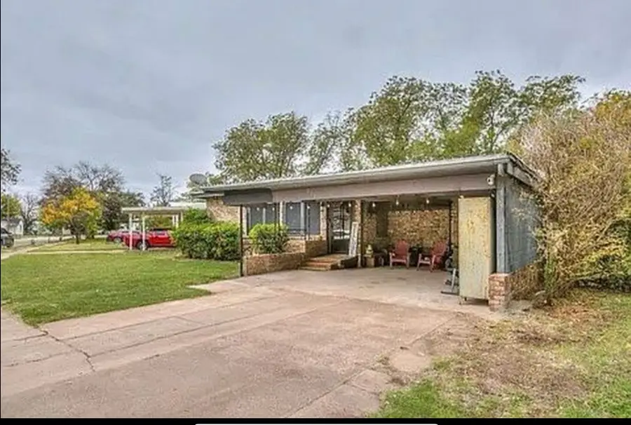 211 Paloma Street, Winters, TX 79567 - Image #3