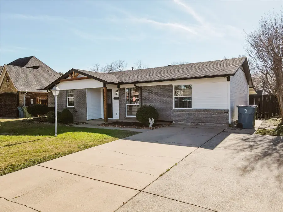 524 Ridgecrest Drive, Lewisville, TX 75067 - Image #2