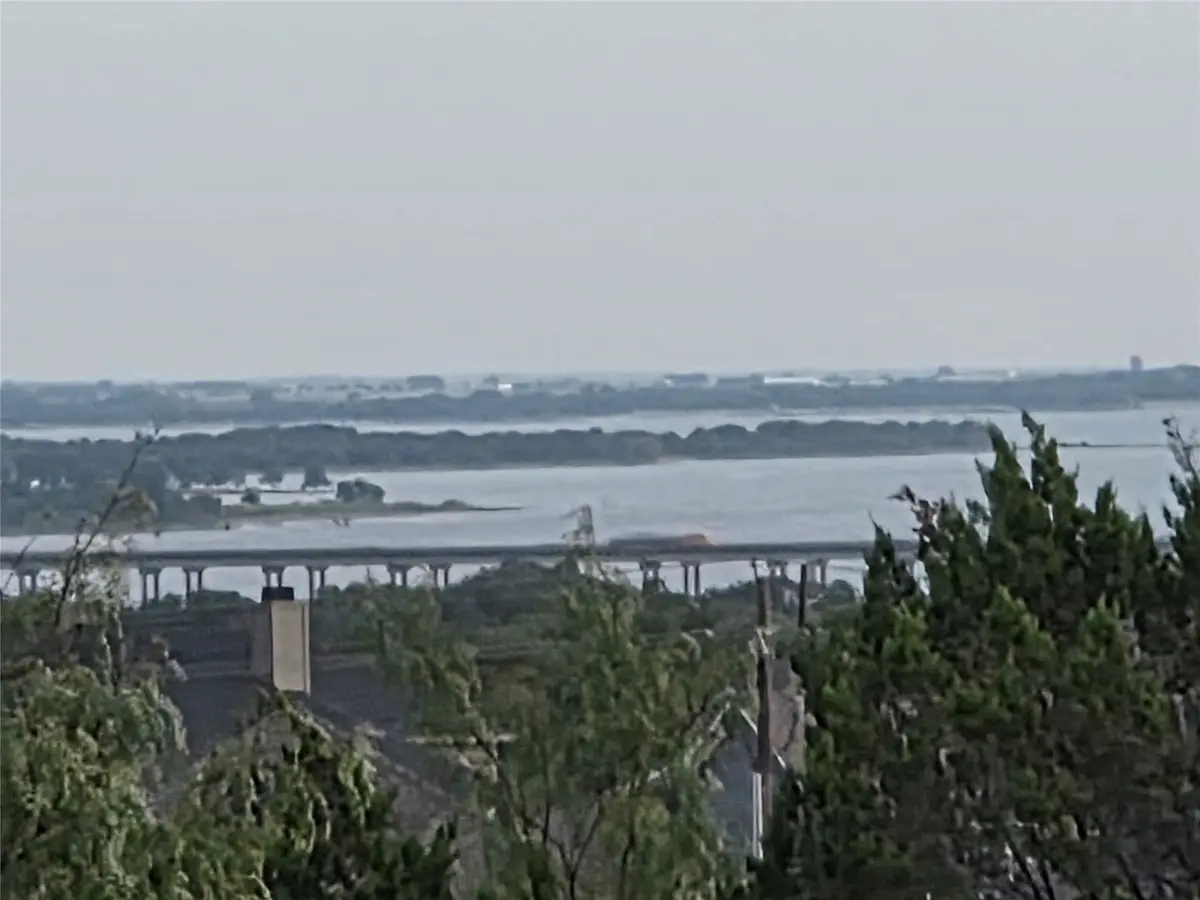 1400 White River Drive, Woodway, TX 76712 - Image #1