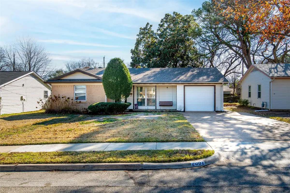 2002 Finley Road, Irving, TX 75062 - Image #1