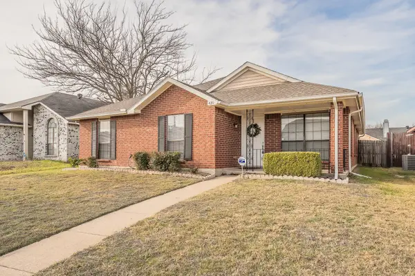 421 Sims Drive, Cedar Hill, TX 75104