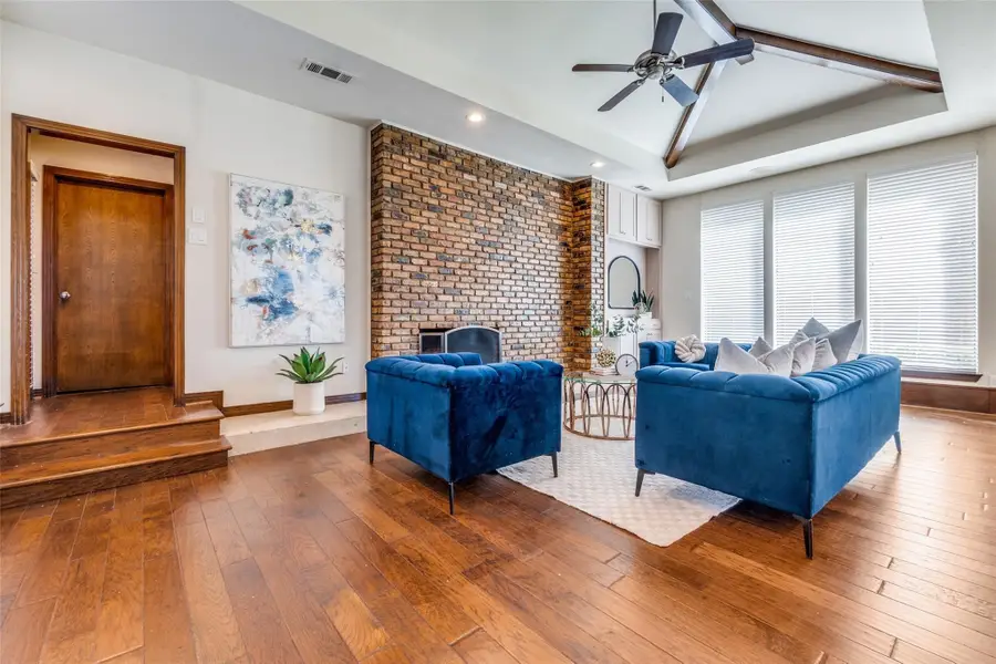 6523 Brook Lake Drive, Dallas, TX 75248 - Image #3