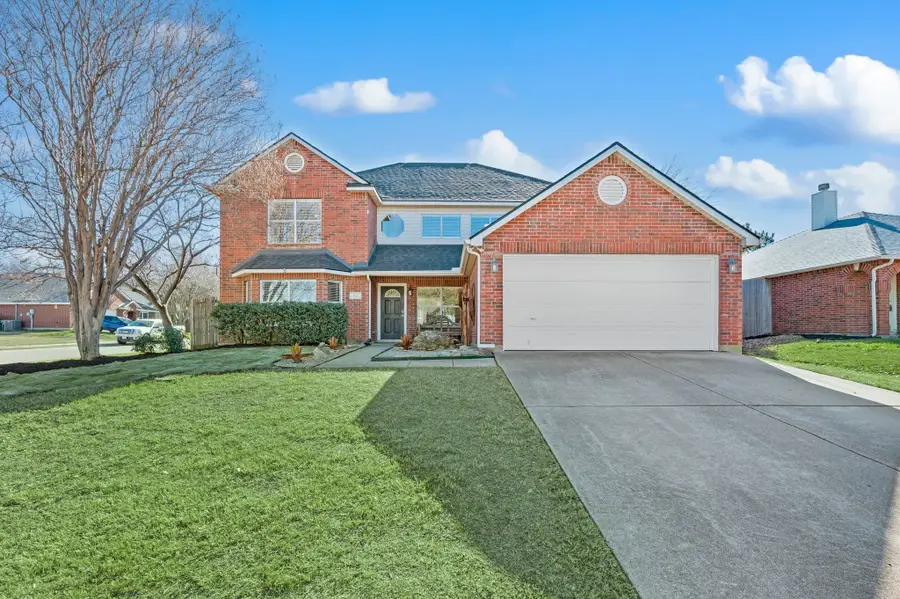 332 Cortland Circle, Roanoke, TX 76262 - Image #2