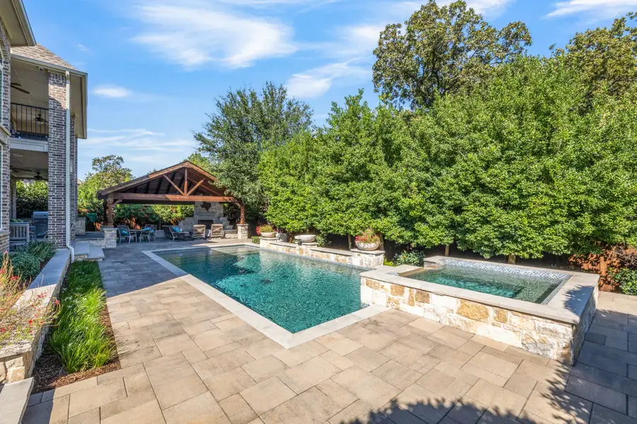 616 Rembrandt, Colleyville, TX 76034 - Image #2