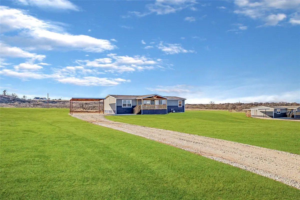 1023 Hopewell Road, Bellevue, TX 76228 - Image #1