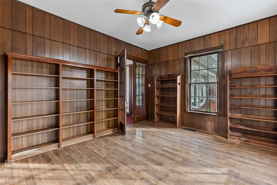 2203 Walworth Street, Greenville, TX 75401 - Image #3