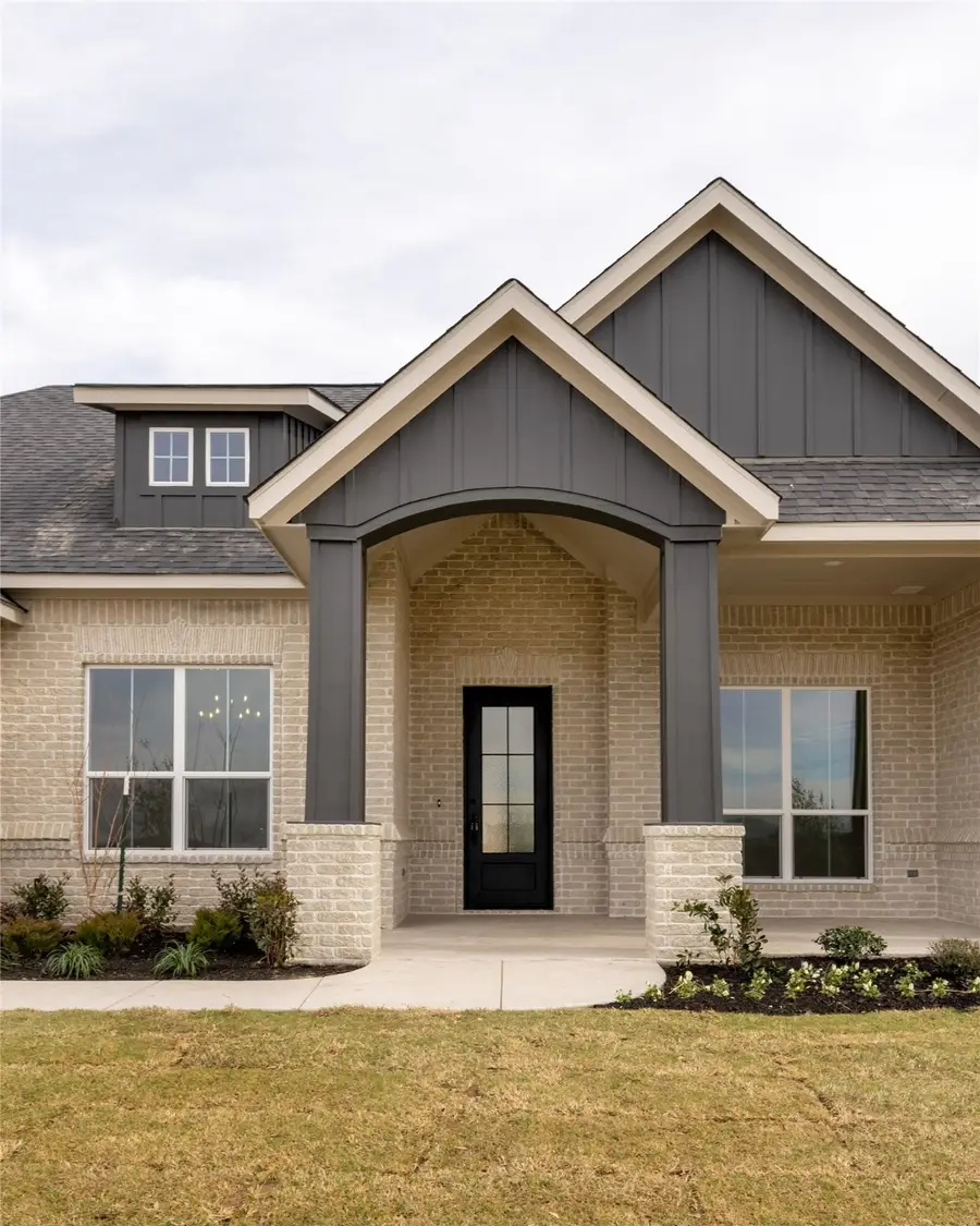 700 Burr Oak Lane, Weatherford, TX 76085 - Image #3