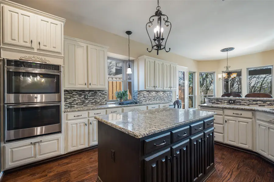 609 Somerset Drive, Flower Mound, TX 75028 - Image #3