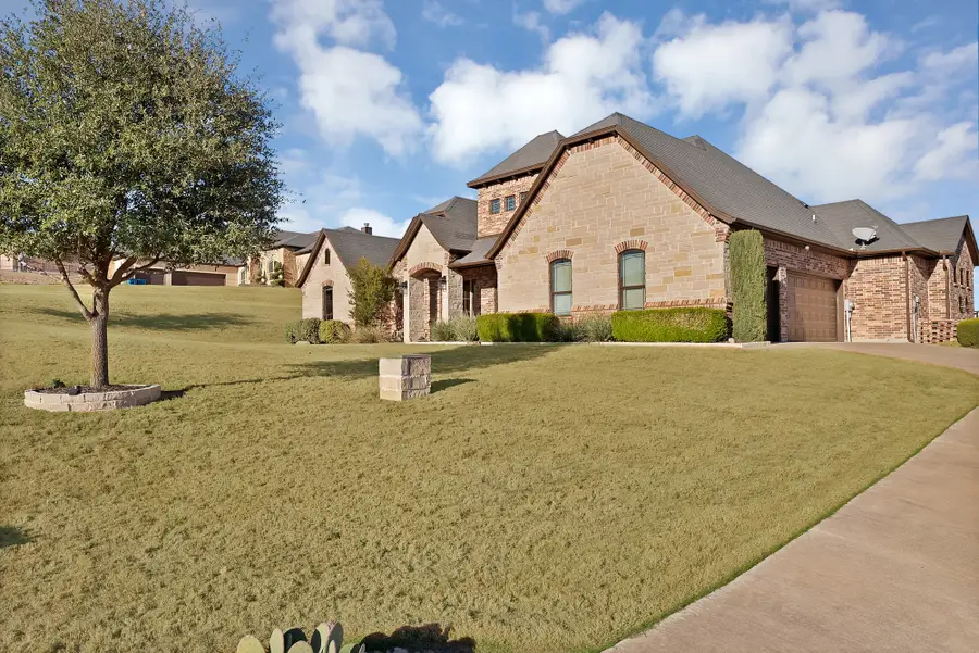 12233 Bella Palazzo Drive, Fort Worth, TX 76126 - Image #3