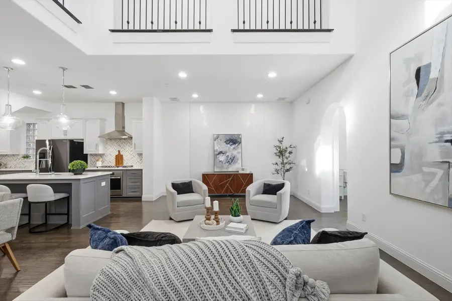 228 Skystone Drive, Irving, TX 75038 - Image #3