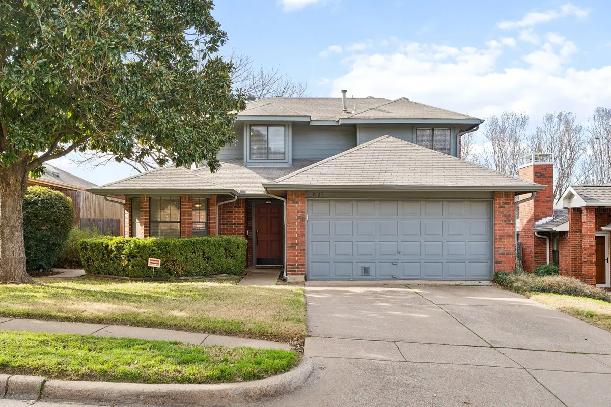 1523 Bennington Court, Grapevine, TX 76051 - Image #1