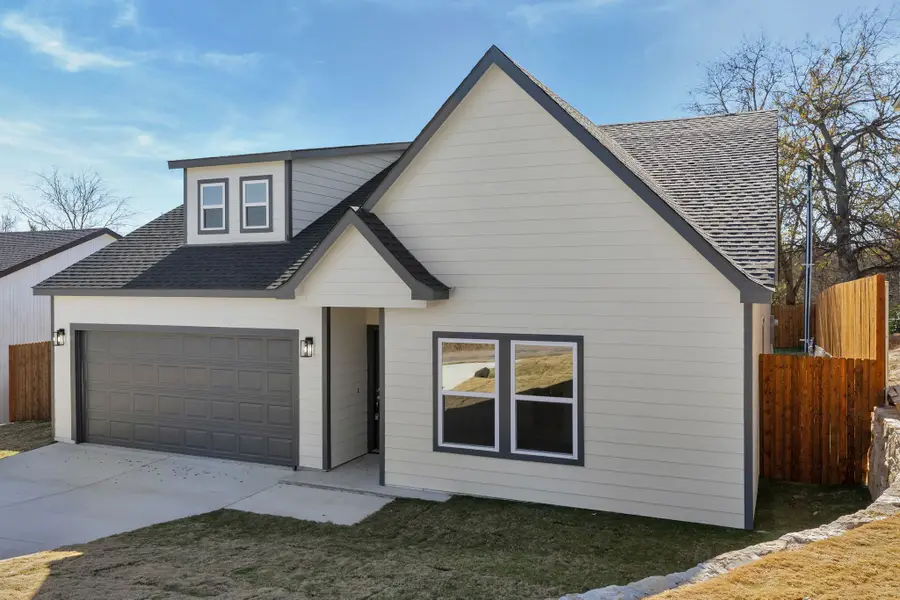 2619 Hillside Drive, Granbury, TX 76048 - Image #2