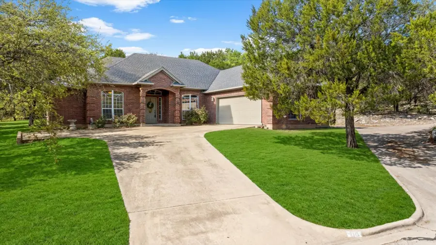 119 Spanish Oaks Trail, Glen Rose, TX 76043 - Image #2