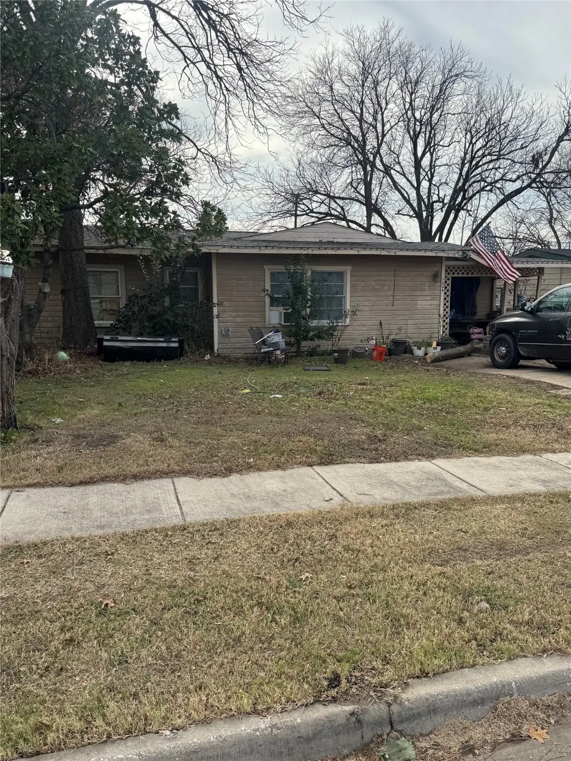 1104 E Lovers Lane, Arlington, TX 76010 - Image #1