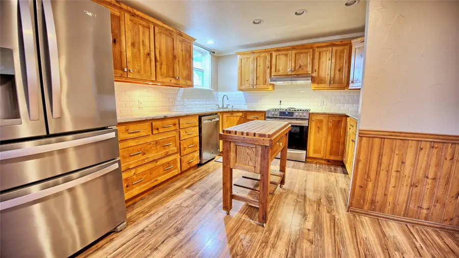 584 W Alamo Road, Bowie, TX 76230 - Image #3