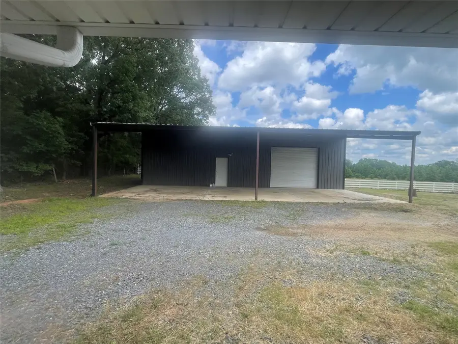 180 Cr 3320 Road, Avery, TX 75554 - Image #3