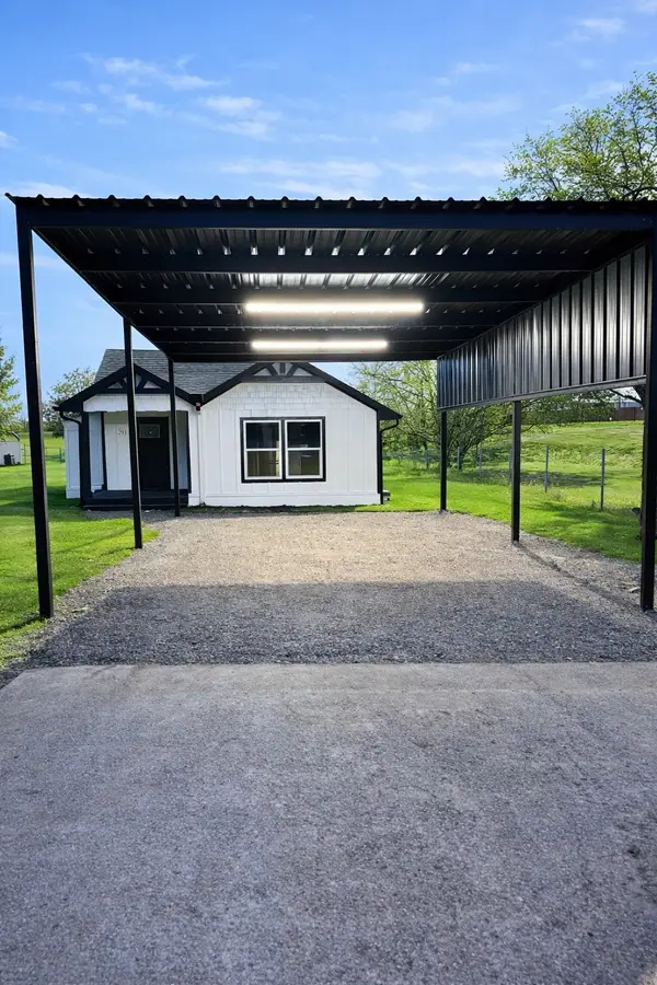 211 Crockett Street, Rice, TX 75155