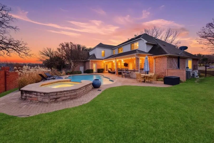 3502 Emerald Court, Grapevine, TX 76051 - Image #2