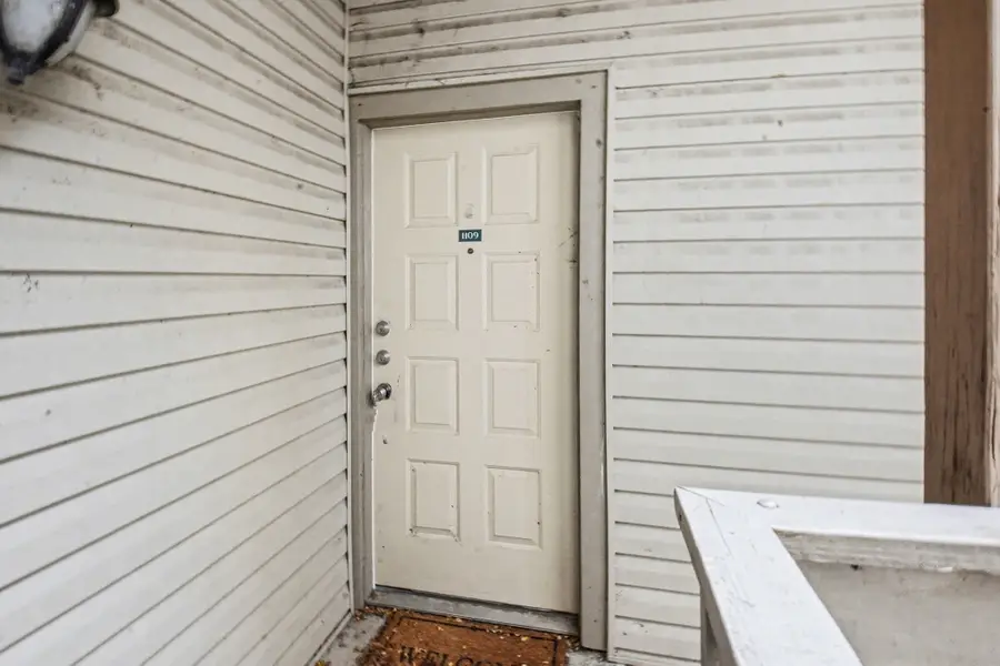 7340 Skillman Street #1109, Dallas, TX 75231 - Image #2