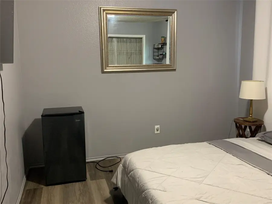 208 Dakota Ridge Drive, Fort Worth, TX 76134 - Image #3