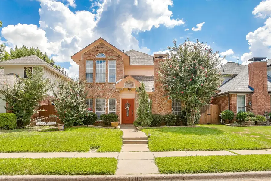 1709 Circle Creek Drive, Lewisville, TX 75067 - Image #2